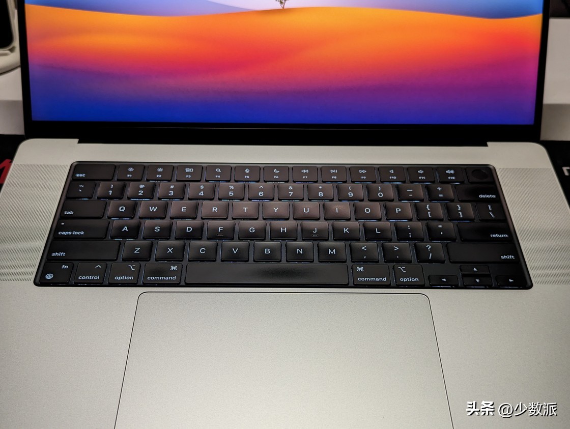 笔记本电脑表面的污垢怎么清洁掉,笔记本电脑外表用什么清理