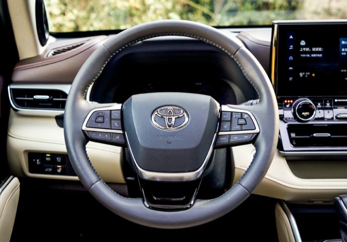 汉兰达混动与纯油版测试,试驾全新混动汉兰达