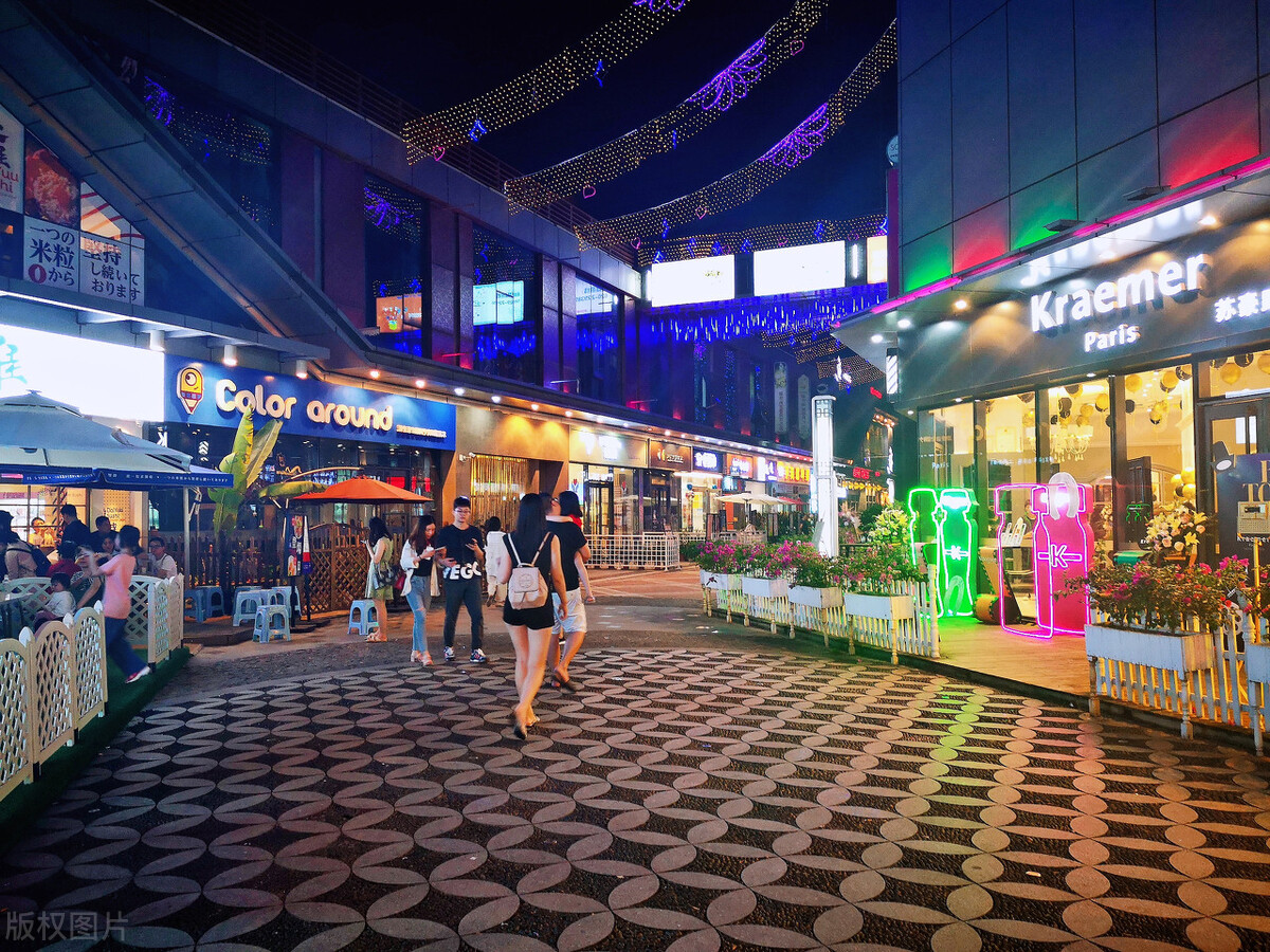 马克龙在广州旅游,马克龙旅行这次去了哪些地方