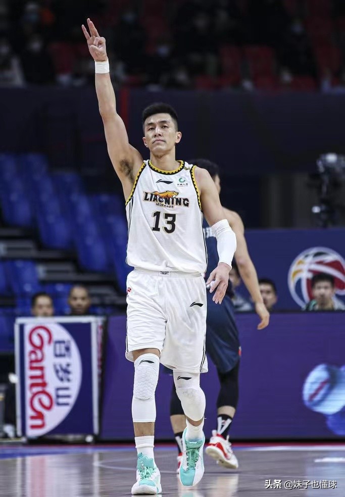 黑马打爆广东杜锋因4点怒吼,杜锋被广东逼出三十四次失误