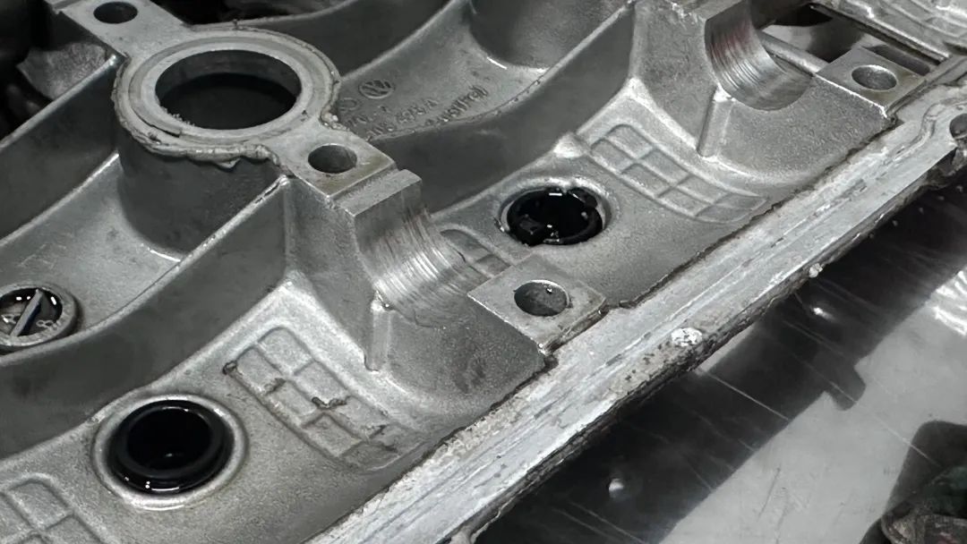 12年大众途观二手车翻新,大众途观外观塑料件翻新