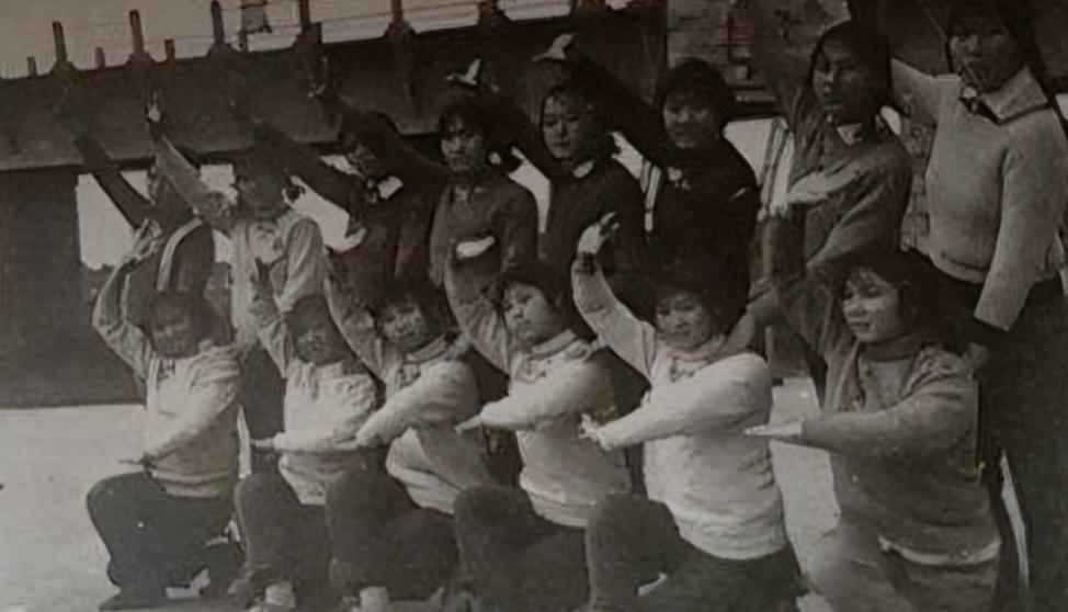 刘三姐扮演者被枪决多大岁,刘三姐八十年代