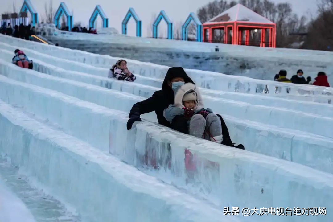 我们的节日|大庆共此时!张灯结彩闹元宵,载歌载舞庆佳节