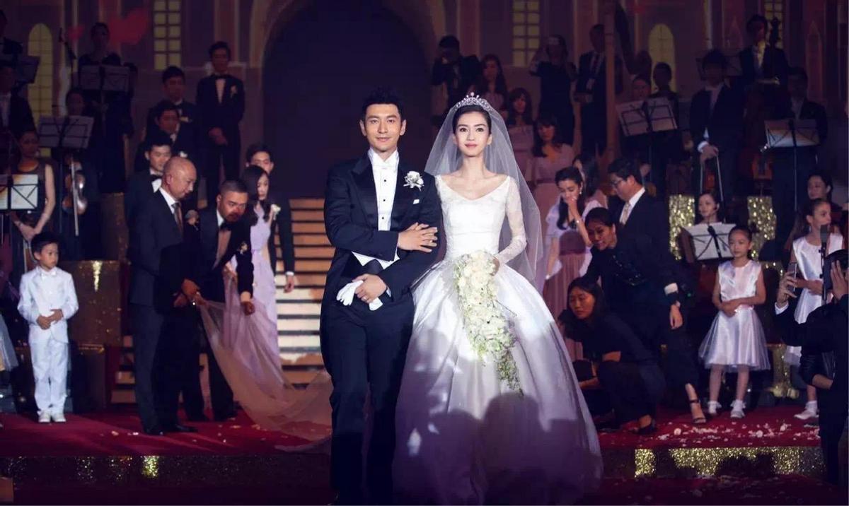 “刘能”儿子大婚现场众星云集,刘能儿子高调婚礼引热议