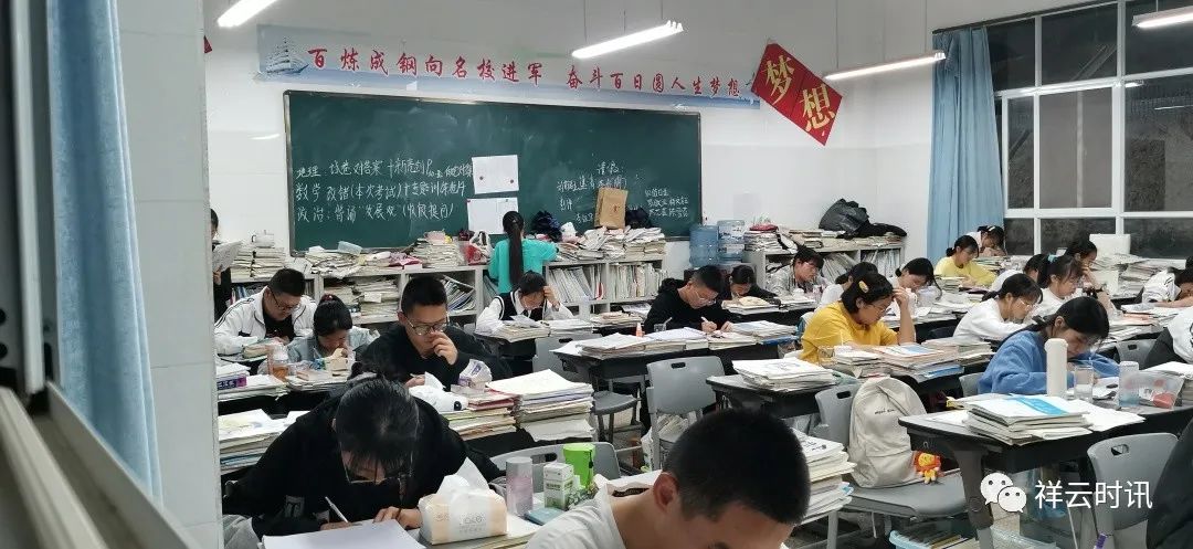 传承红色基因争做优秀教育工作者,传承红色基因弘扬劳模精神