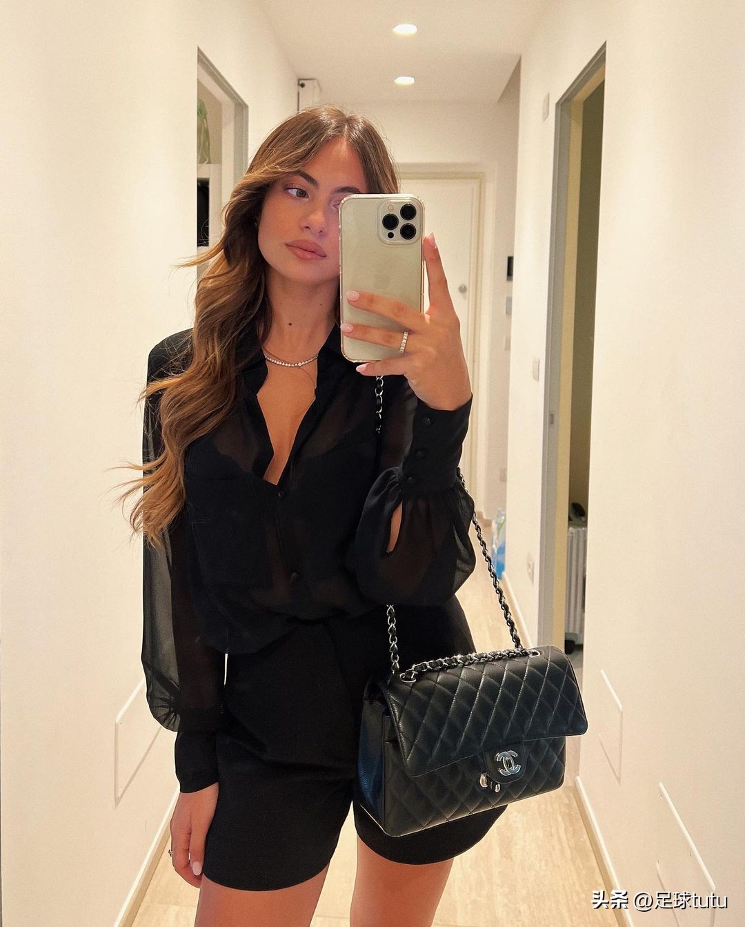 小学生才做选择下一句,小孩才做选择成年人全都要