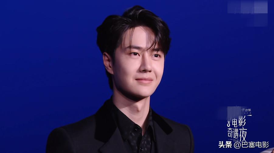 明星舞台唱歌谢霆锋张柏芝,明星与谢霆锋同框