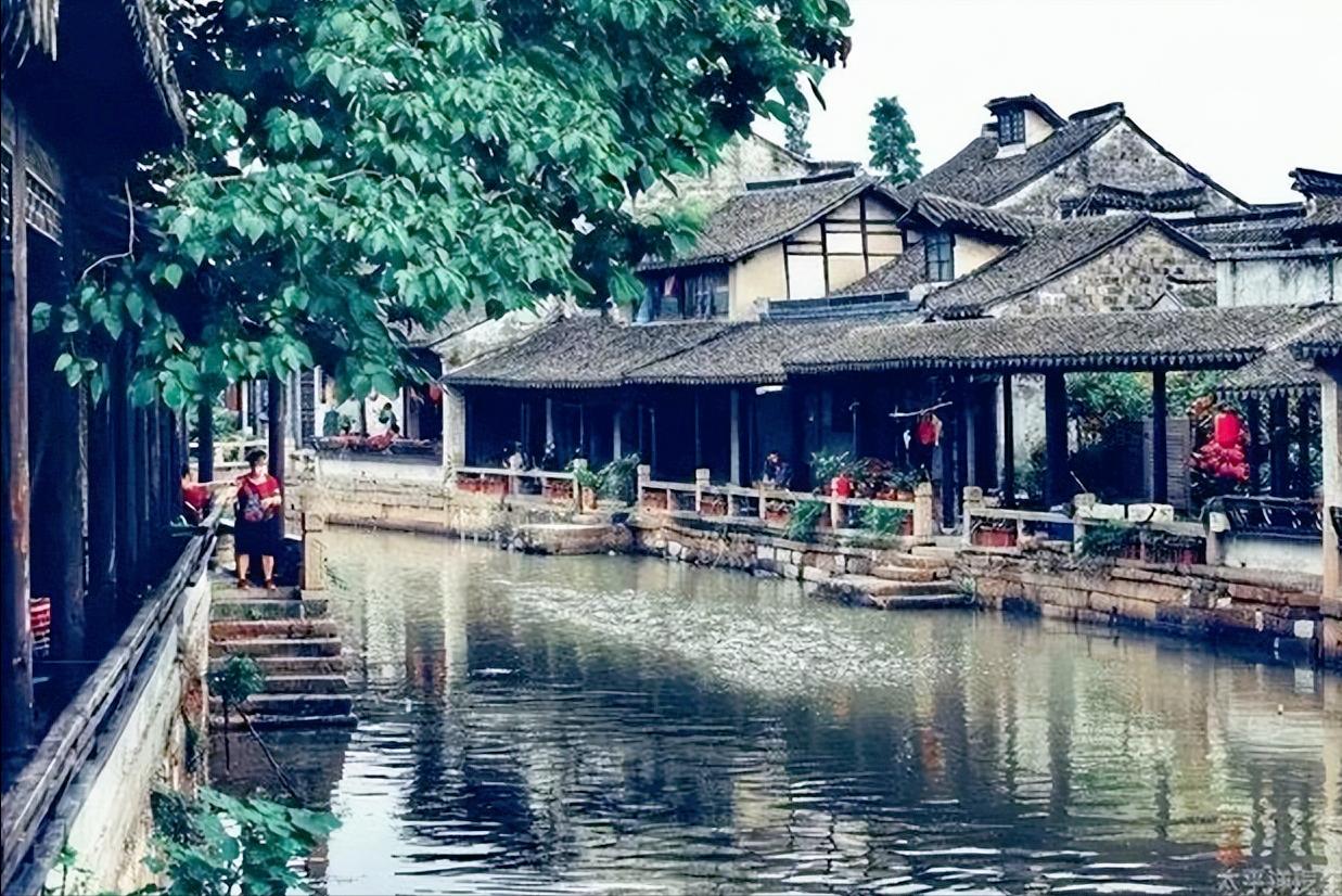 苏州水乡古镇,苏州古镇周庄中国第一水乡