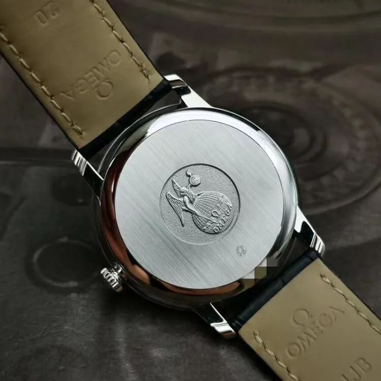 上班族年轻人手表推荐,戴着低调的钢带机械表推荐