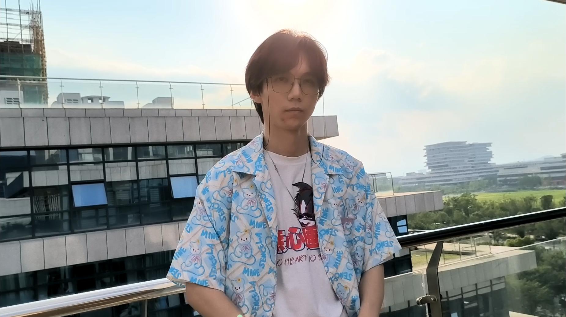 偶像派和实力派哪个更好看,荣耀70pro和平精英测评