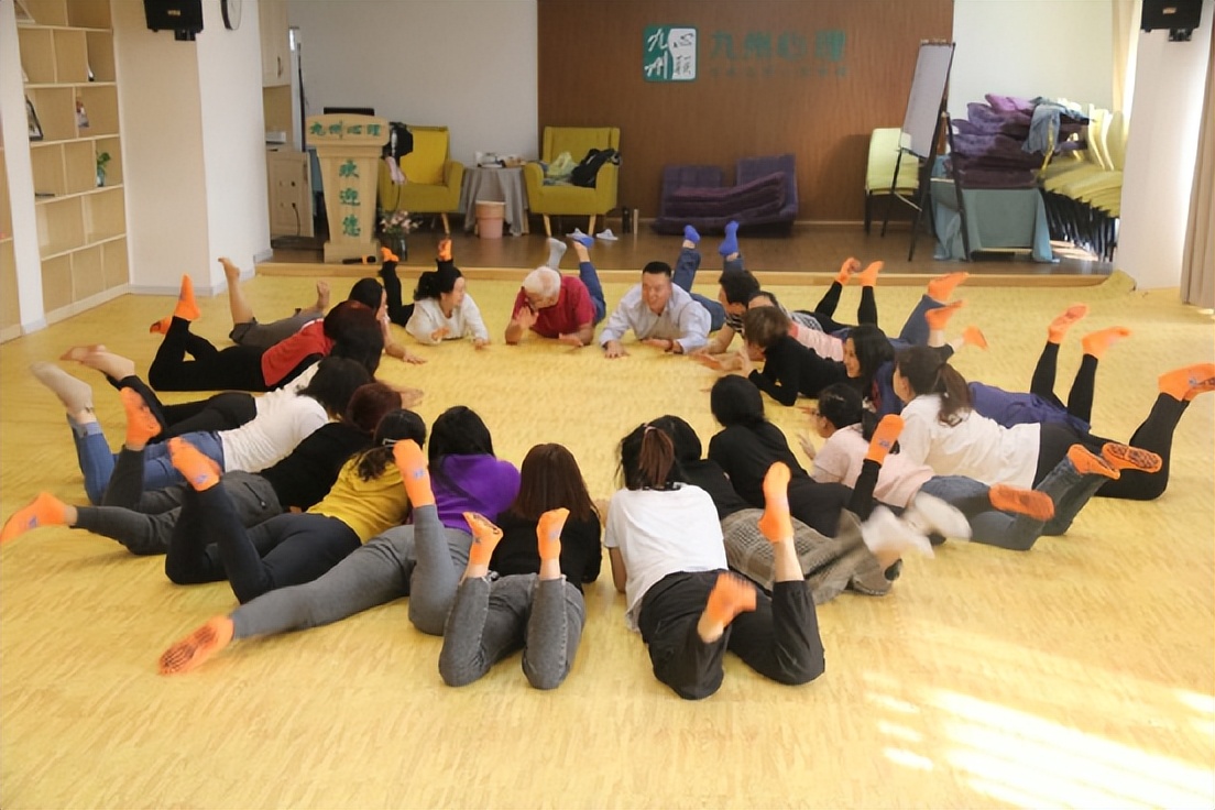 「大理长沙」国家舞动大师Zvika派索Pesso戏剧舞动治疗工作坊