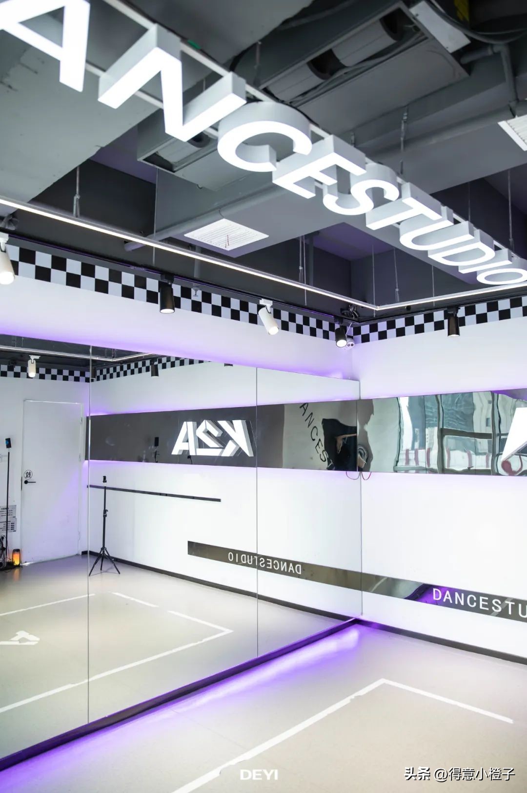 在这4家无人值守的店，我发现了武汉社恐人士的“秘密”