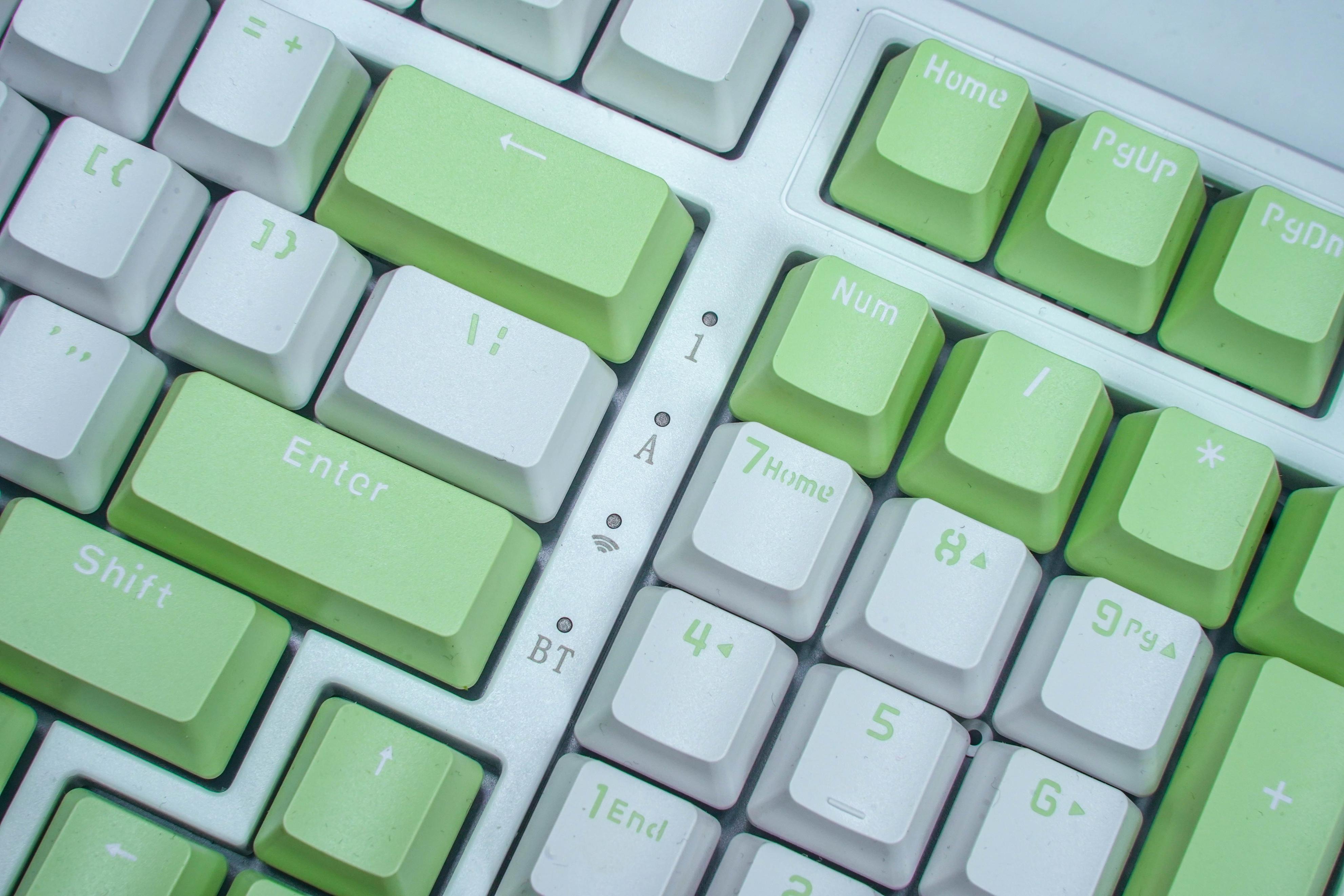 黑爵ak992侧刻机械键盘蓝沁,黑爵键盘ak992怎么样