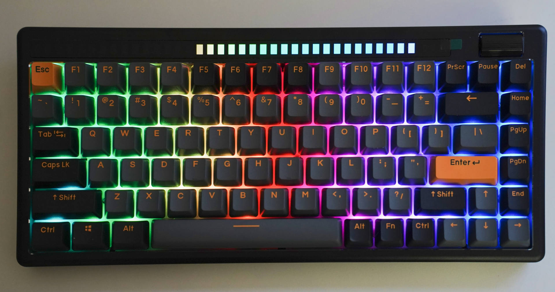 达尔优a84pro顶级外设,达尔优a84pro透明键帽测评