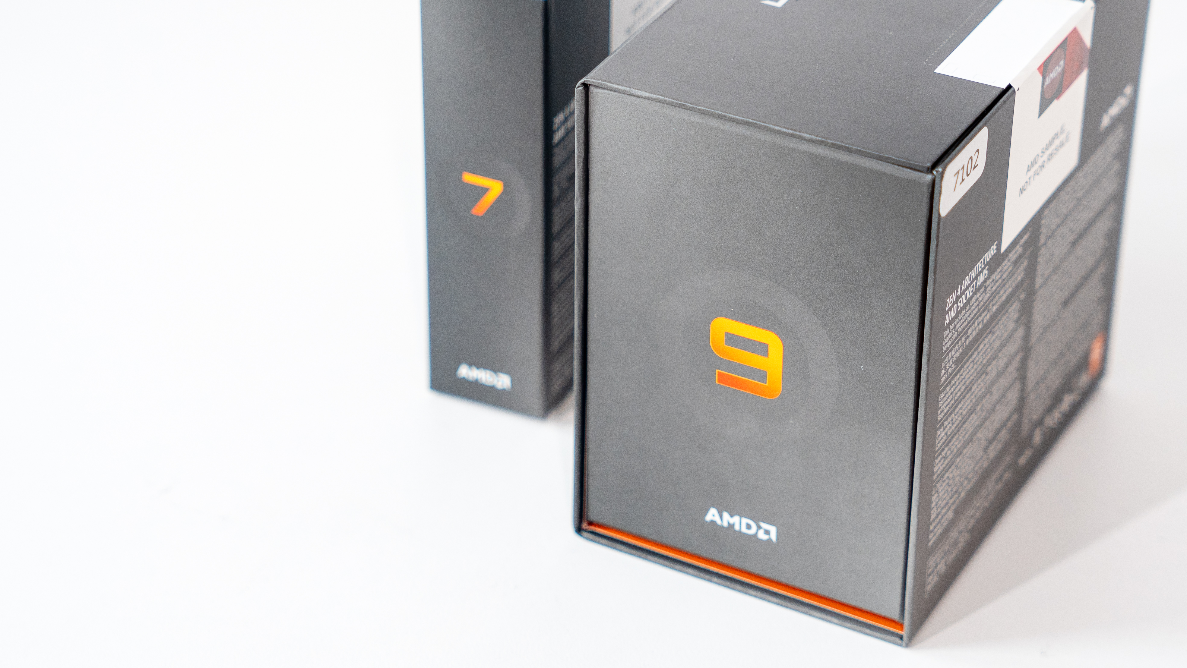 amd锐龙95900x和锐龙75800x对比,amd锐龙57700x处理器