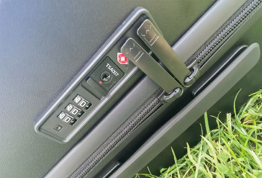 可以当电车骑的行李箱,地平线8号行李箱城市脉搏系列