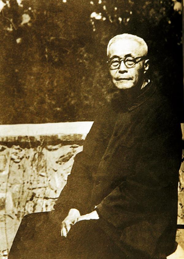 借口多拖拖拖！香港中史列为必修科竟遇阻力，爱国教育还受排斥