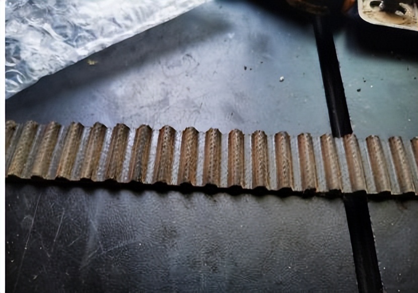 标致408的1.8发动机烧机油,标致408汽车烧机油修复方法