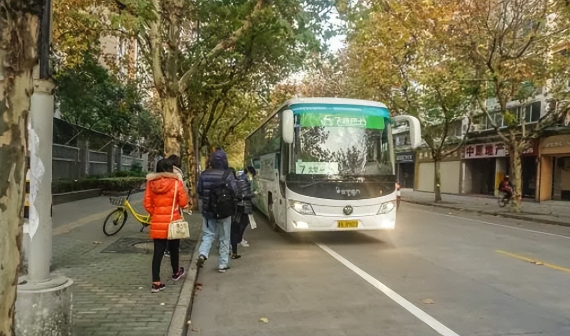 飞路巴士怎么用,飞路巴士站点