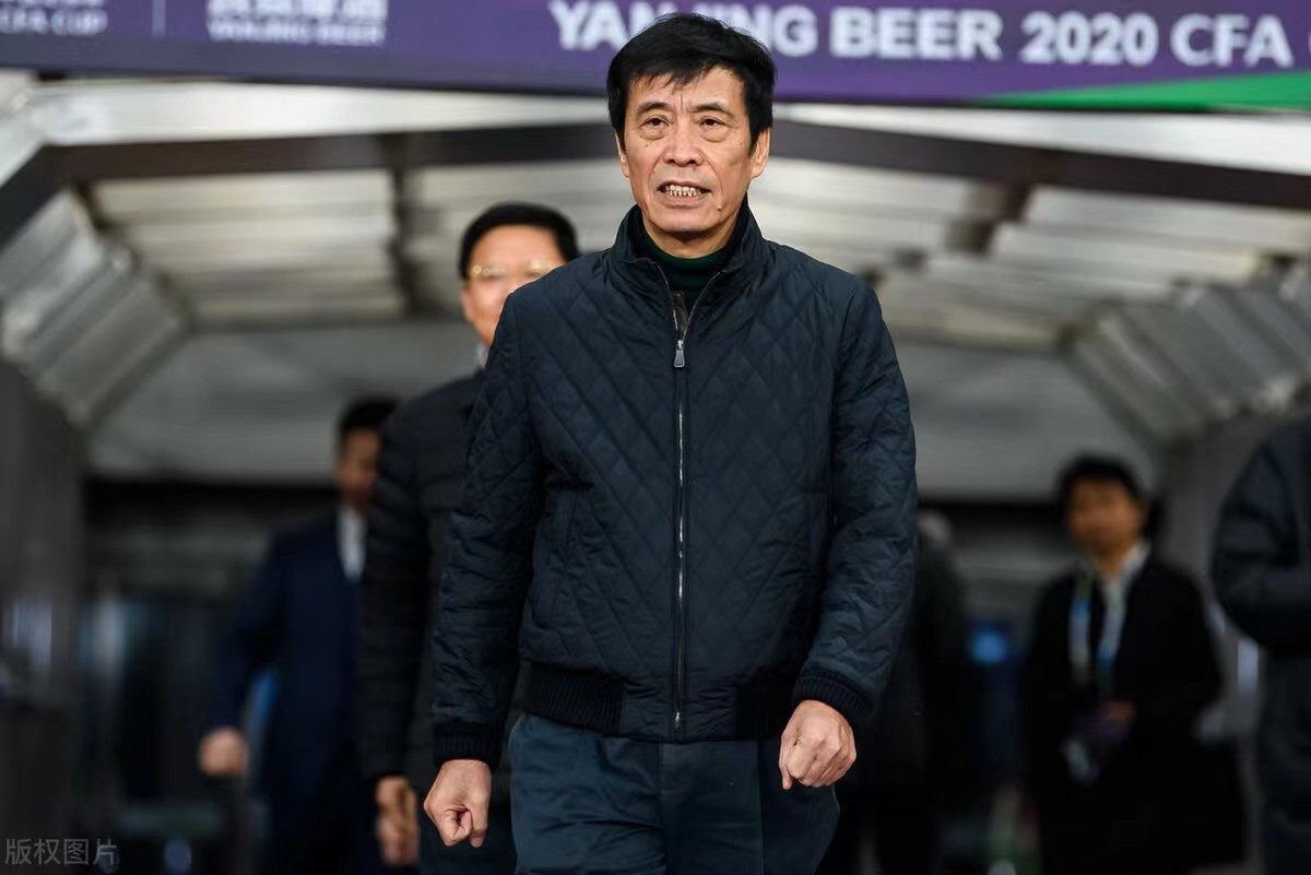 陈戌源出手球迷拍手叫好，中超再迎开赛大礼包，最快11轮踢主客场