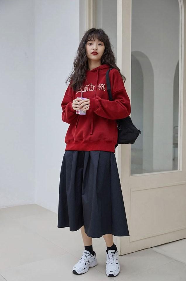 适合微胖女生的衣服店铺,摆地摊微胖女生适合穿什么衣服