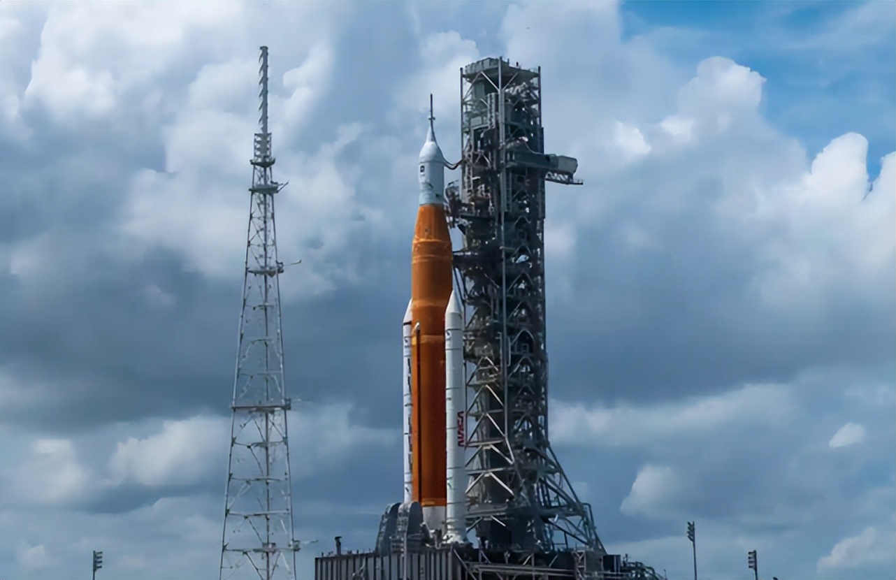 美国发射登月火箭最新消息,美国登月火箭发射最新进展