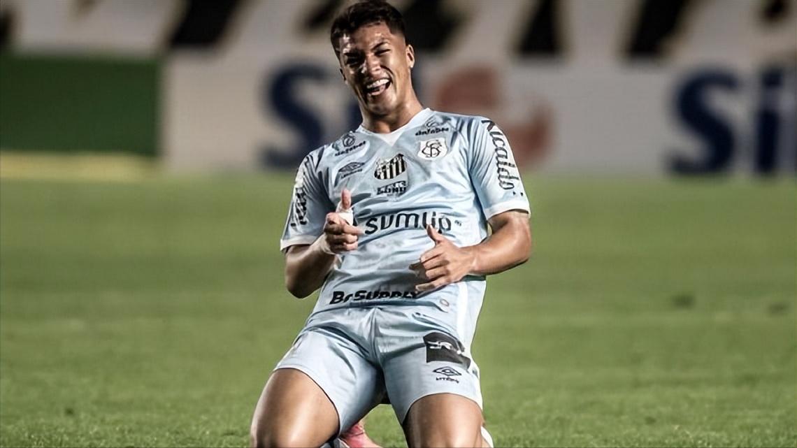 谁会成为下一个梅西,谁会成为第三代球王