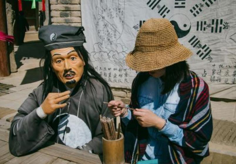 一手断掌代表什么,断掌一根线富贵不相欠啥意思