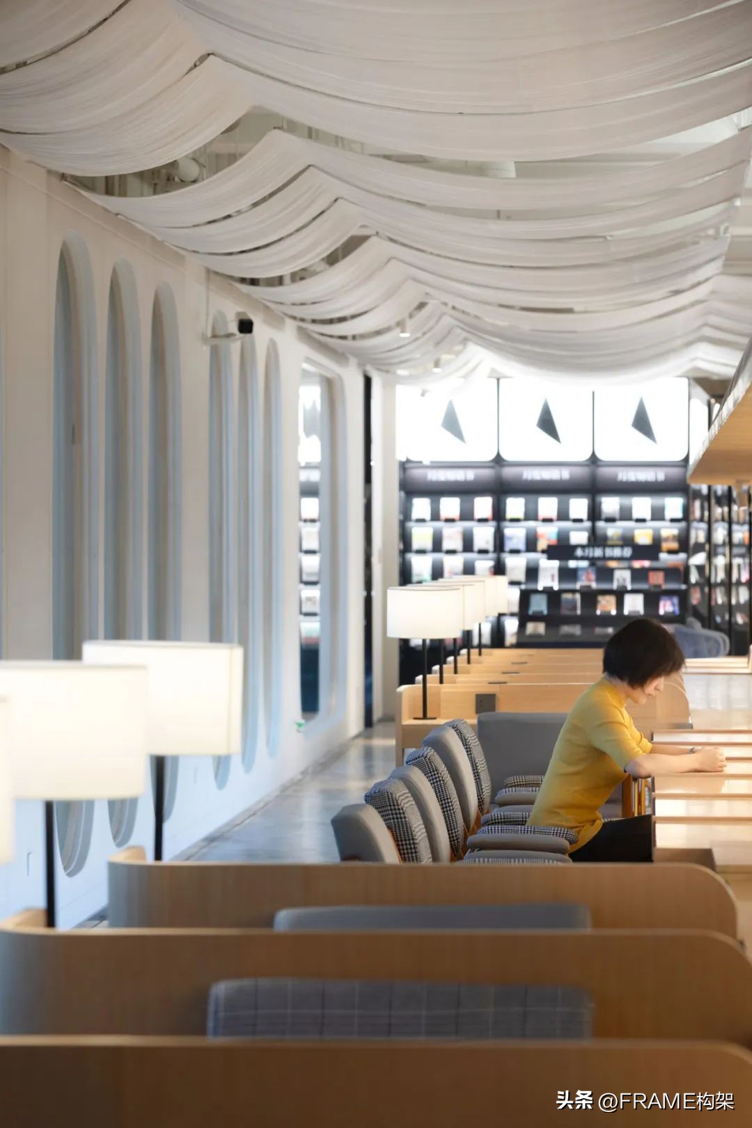 中国的网红书店,网红书店是颜值重要还是内涵重要