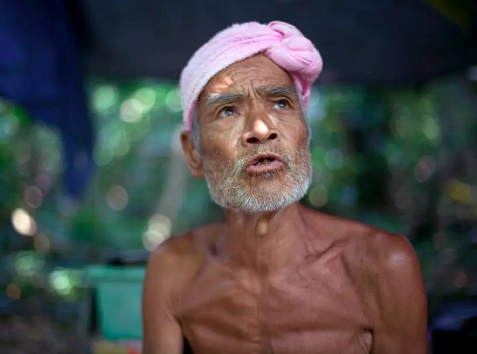 73岁日本大爷荒岛生活,日本老人裸居海岛