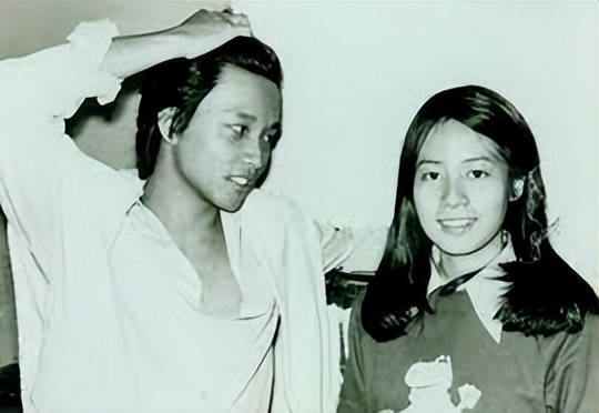 在夜深人静的时候张国荣,夜阑静有谁共鸣完整版