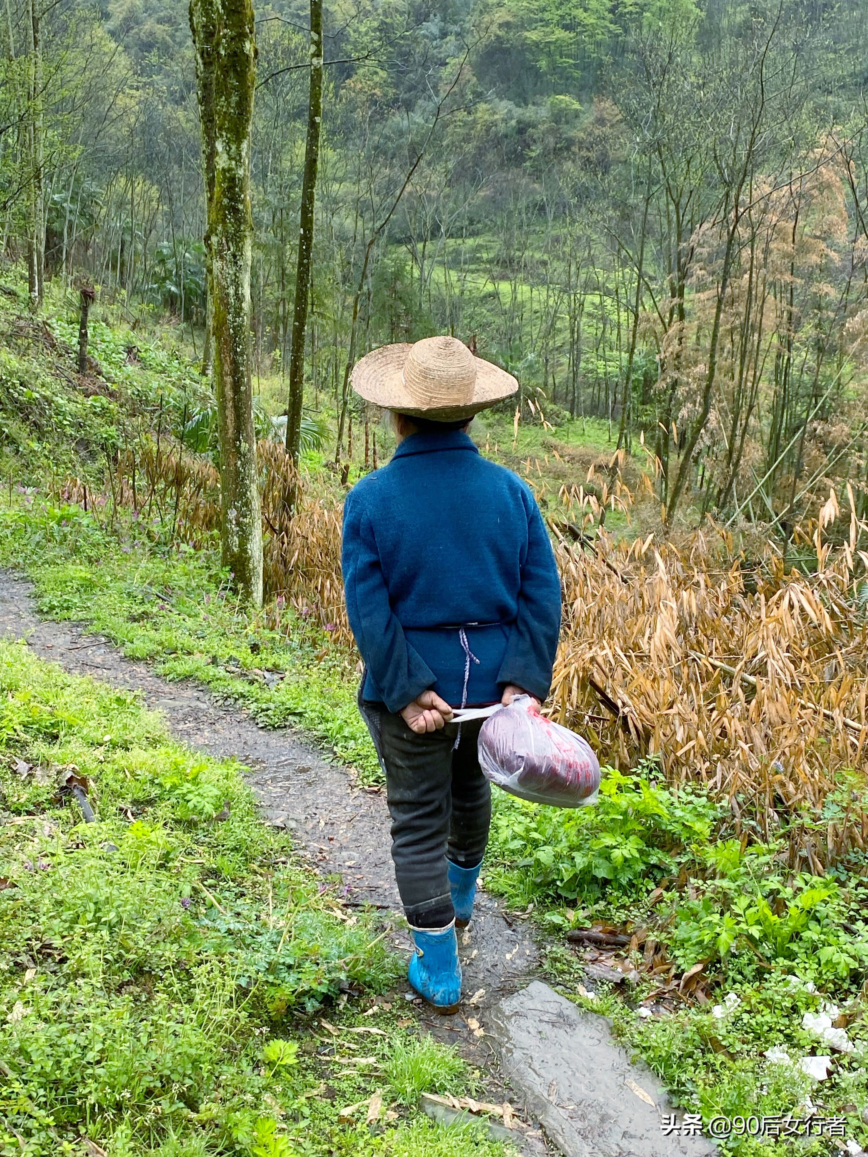 雨天徒步十里长山凹,走进大自然翻山越岭户外徒步