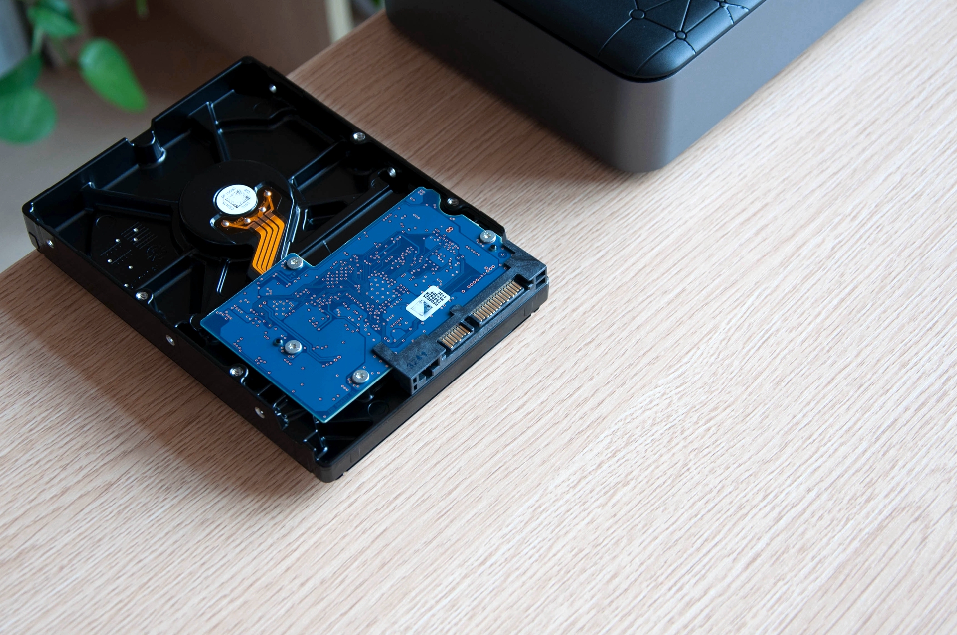 纭洏鍙榥as绉佹湁浜戜綆鎴愭湰,nas纭洏鐩掗樀鍒楃鏈変簯