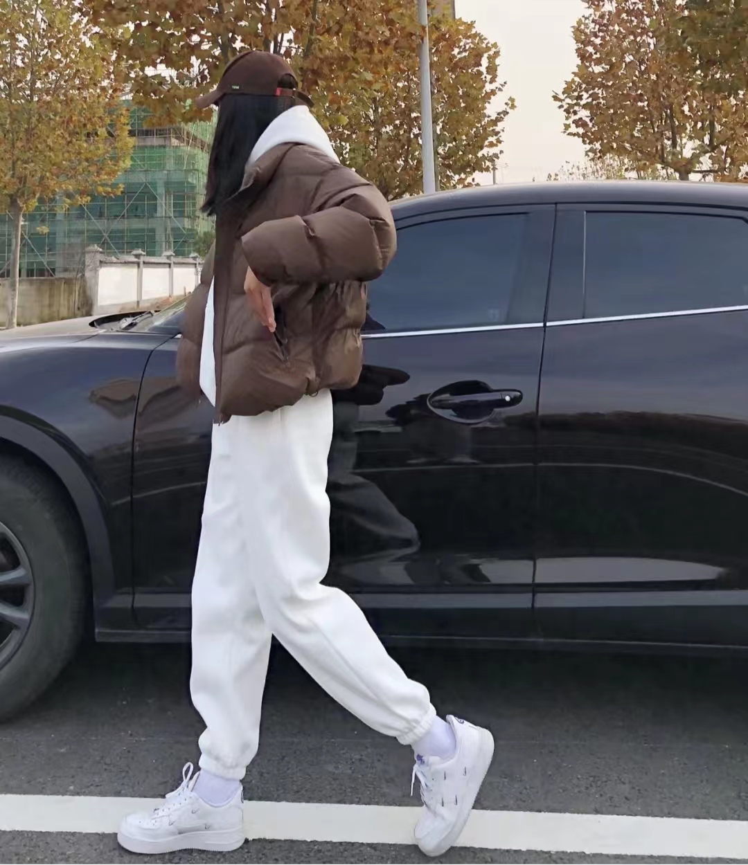 冬季穿什么颜色的羽绒服比较百搭,每个色系都很好看