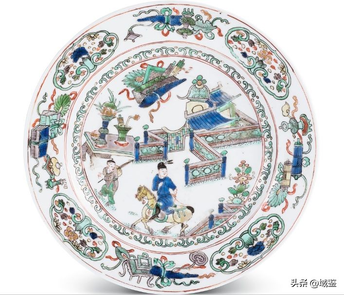 成化斗彩和宣德五彩哪种更贵,明成化顶级御用斗彩鸡缸杯