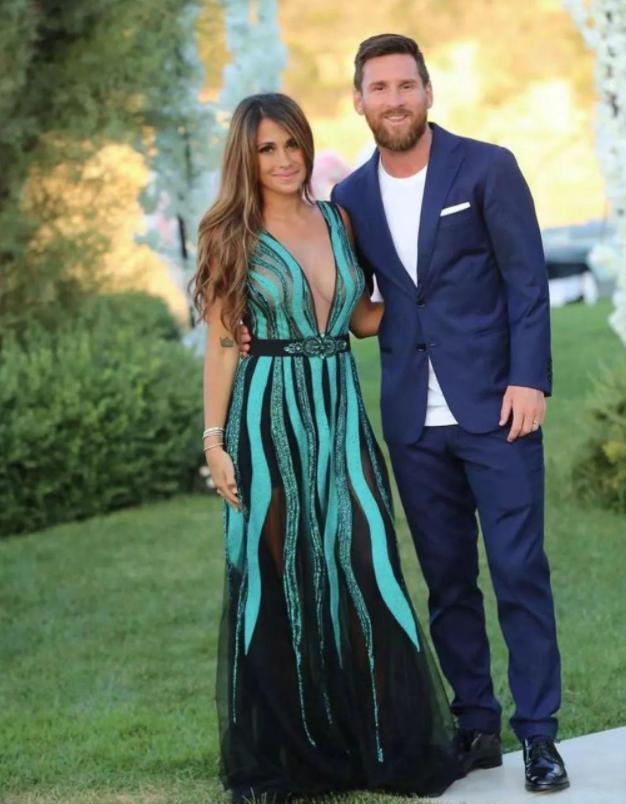 阿根廷夺冠后梅西和姆巴佩,c罗支持阿根廷夺冠姆巴佩