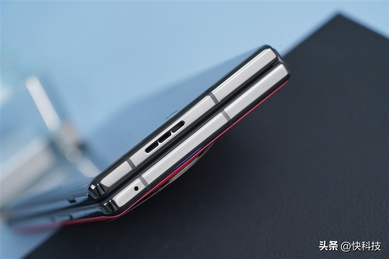全能轻薄和强劲性能,vivoxfold2为什么叫全能旗舰