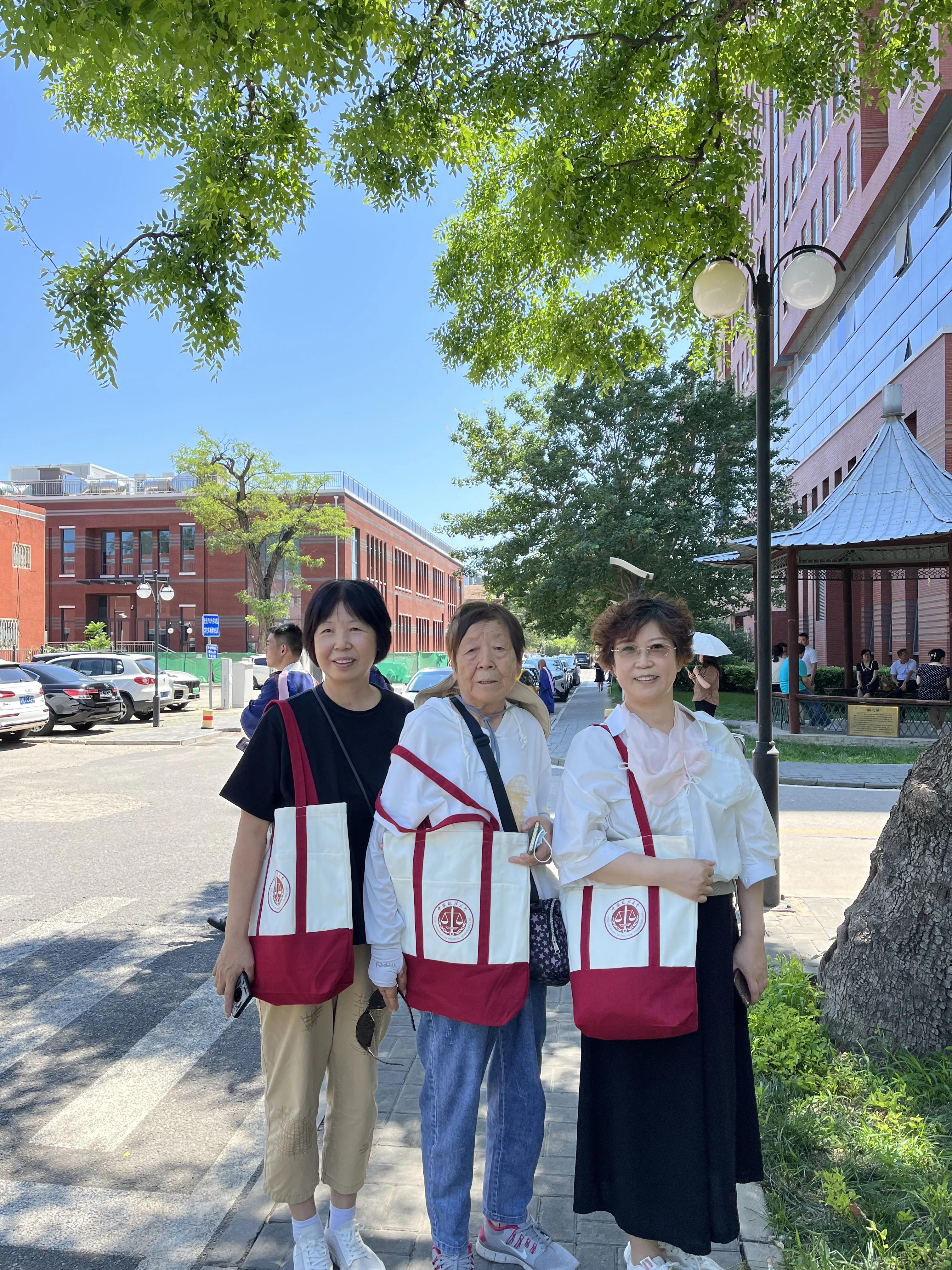 法大毕业致辞,法大研究生毕业典礼