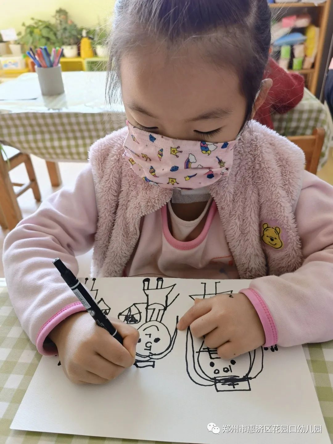 有趣的纸盒幼儿园,有趣的宣纸绘画幼儿园