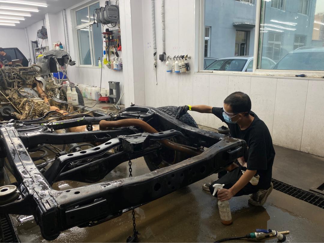 丰田霸道彻底大翻修视频,丰田霸道全车整备翻新费用