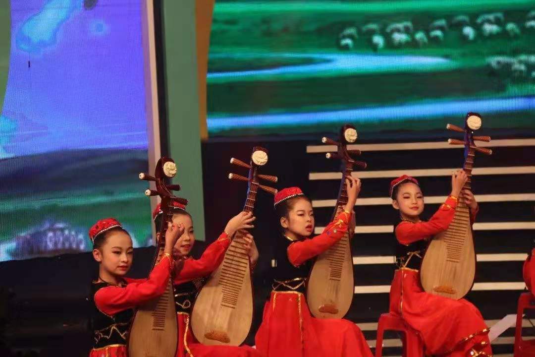 什么是艺术课程,艺术教育是什么意思