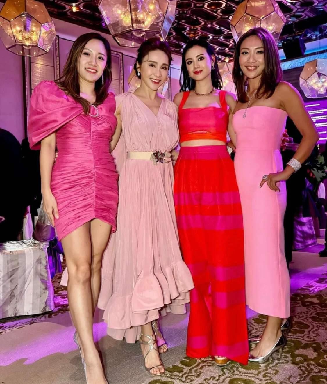 徐子淇李嘉欣最新视频,李嘉欣徐子淇聚会合照