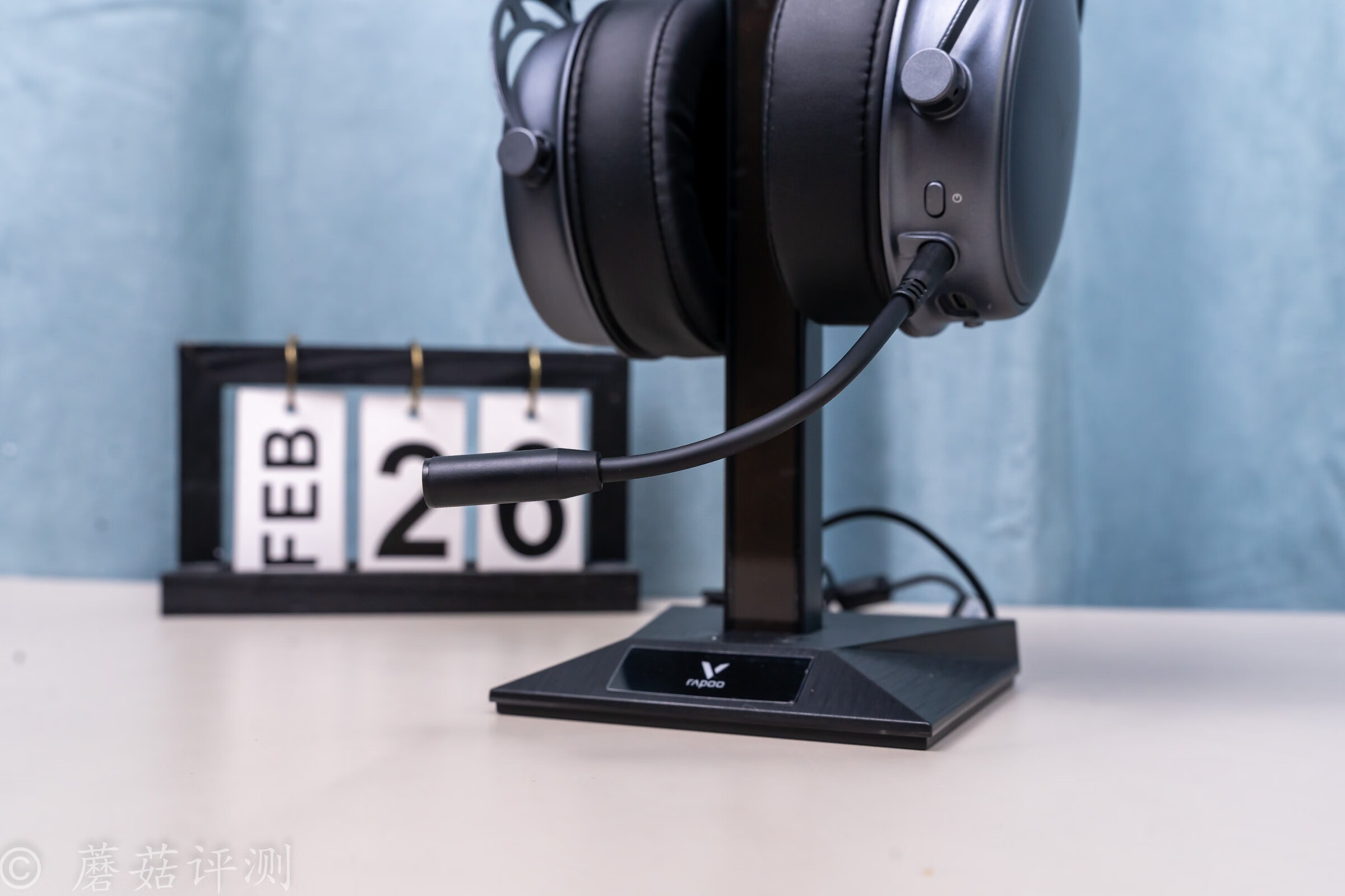 雷柏vh800蓝牙耳机打和平精英实测,雷柏rapoovm700无线蓝牙游戏耳机