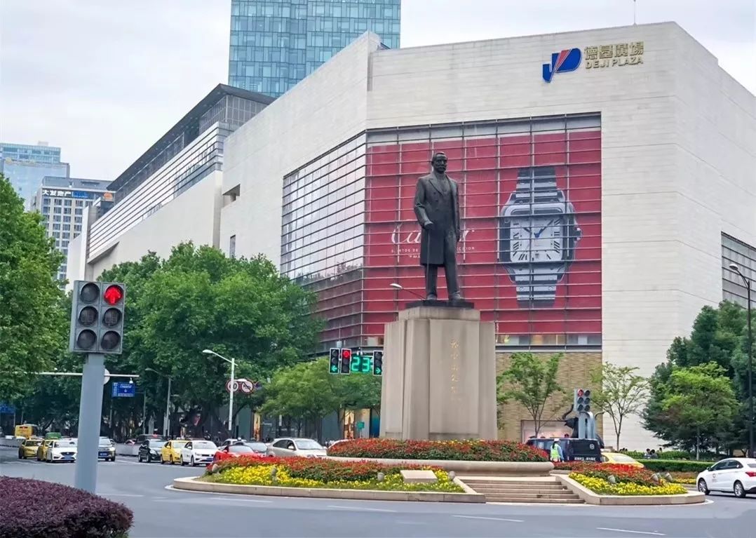 武汉与南京城市哪个漂亮,武汉和其他城市对比