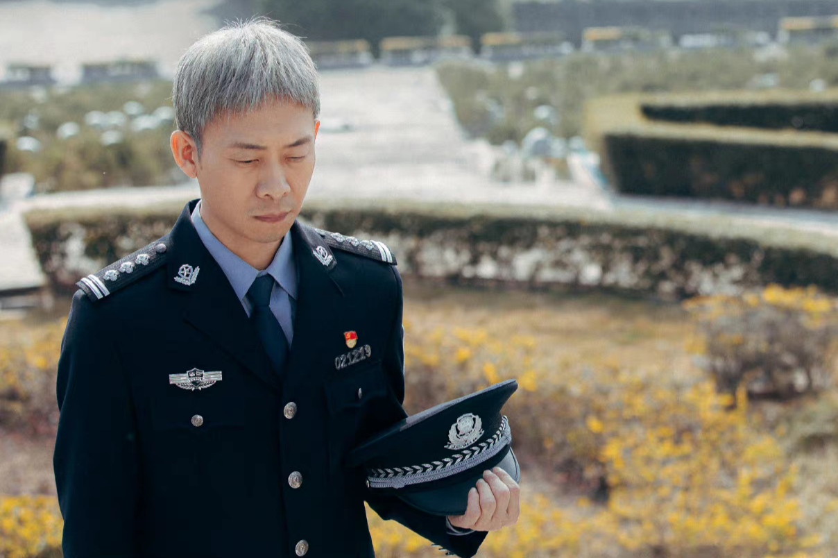 狂飙里众人对安欣的看法,狂飙安欣结局如何