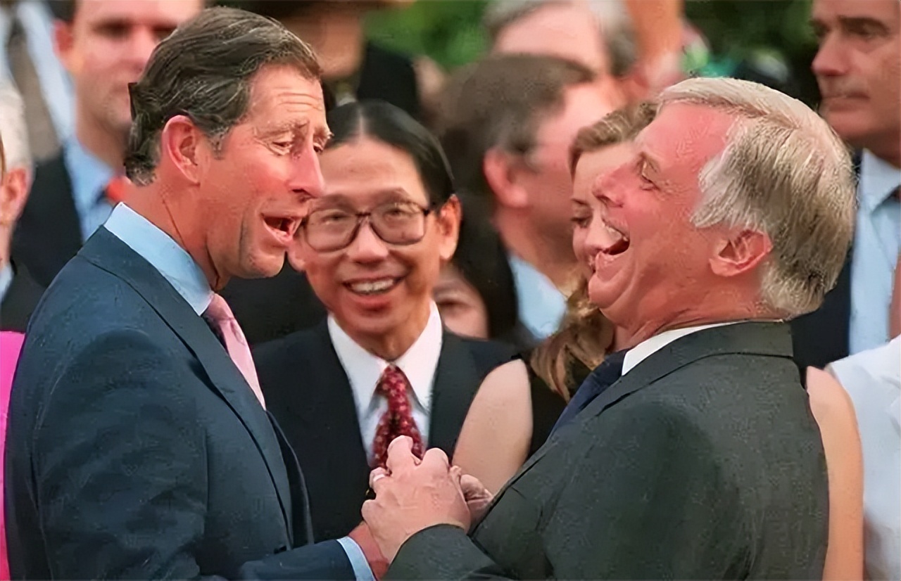 末代港督彭定康的最后一天,末代港督彭定康的三个女儿