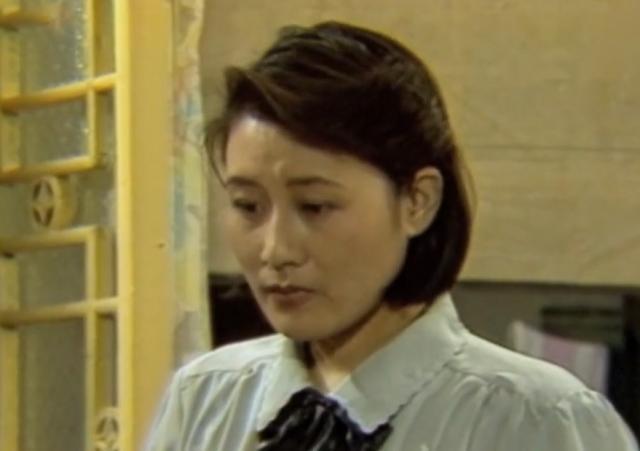 瞪眼咆哮,摇头晃脑,这6位演技被高估的“老戏骨”,该亮亮相了