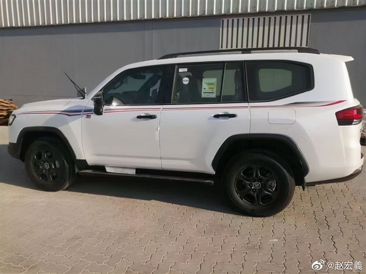 陆巡兰德酷路泽真实落地价,最新款陆巡兰德酷路泽多少钱