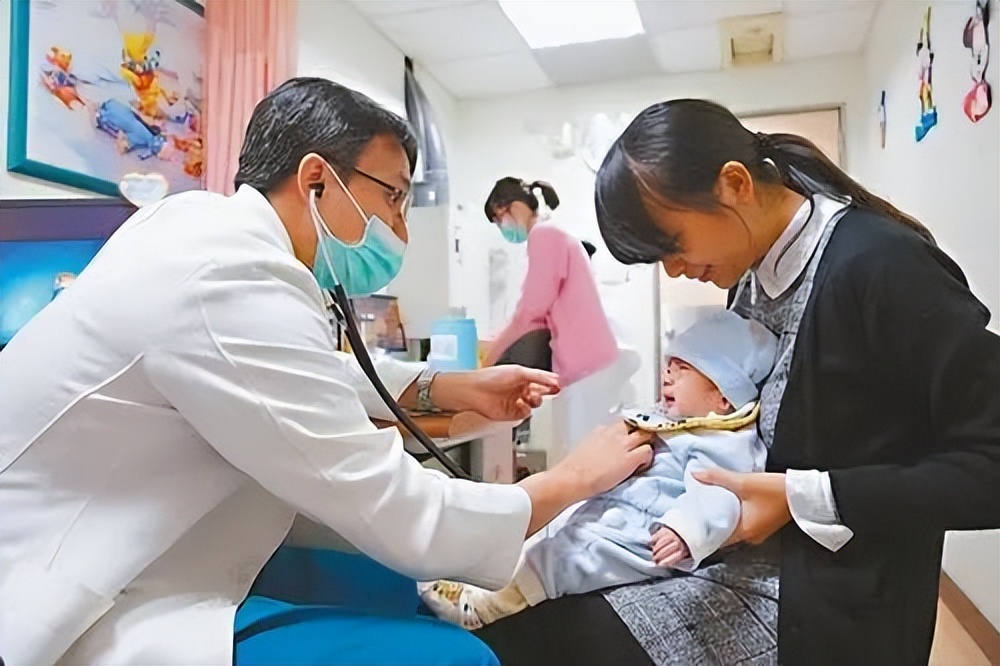 奶粉经常换着品牌吃,奶粉喝多久转奶比较合适