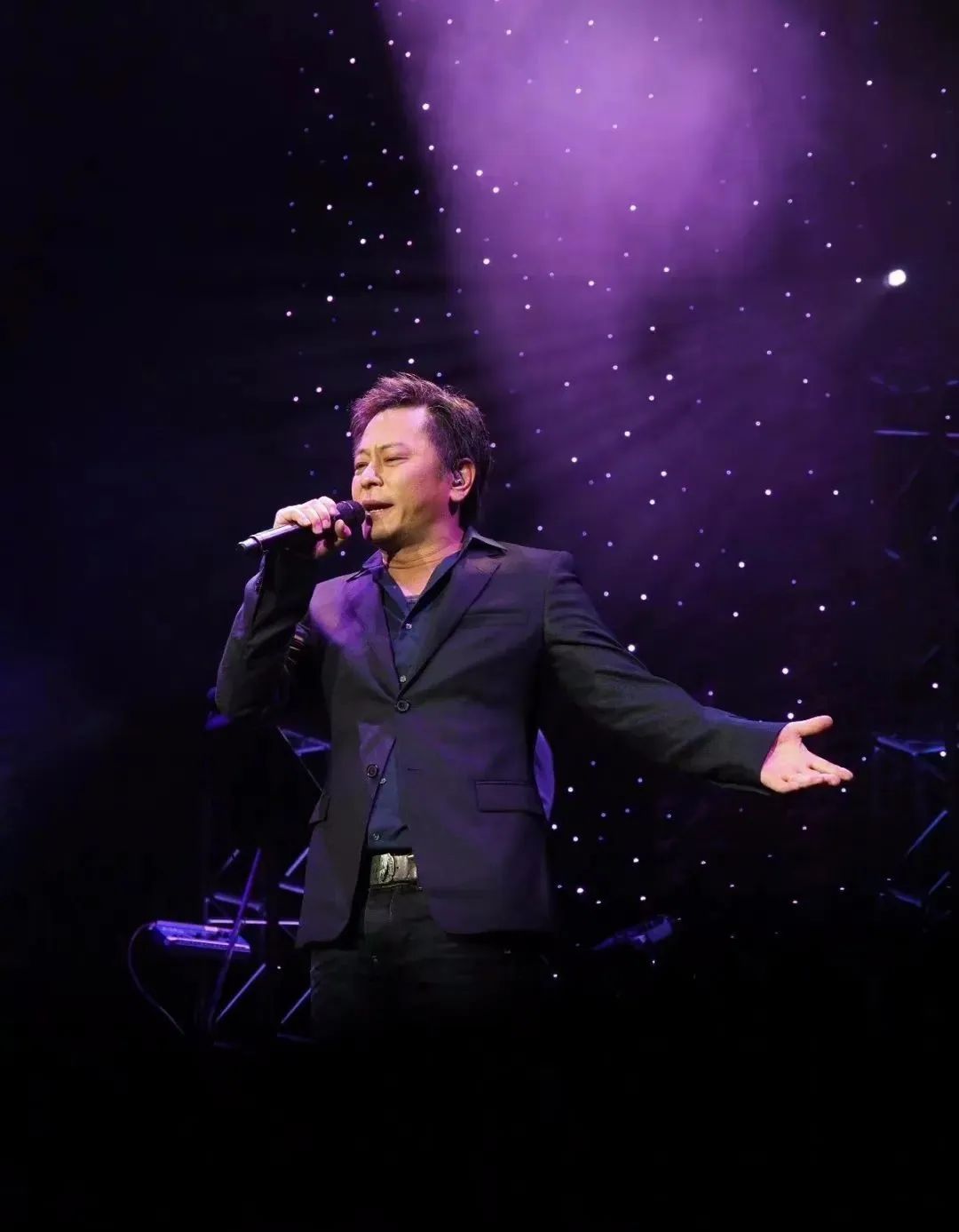 消失的王杰：一代巨星，被谁所害？